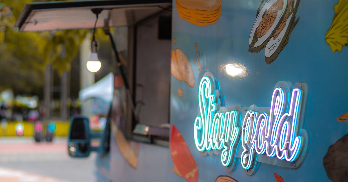 Choosing the Right Material for Vehicle Decals and Stickers