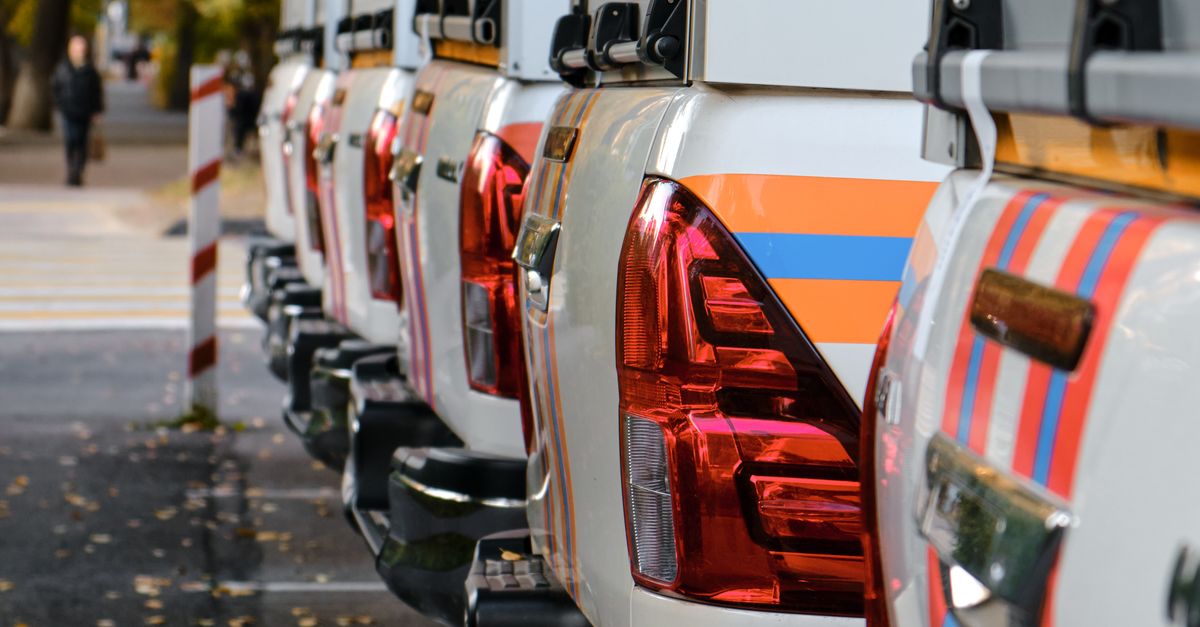 The Impact of Vehicle Signage on Community Recognition